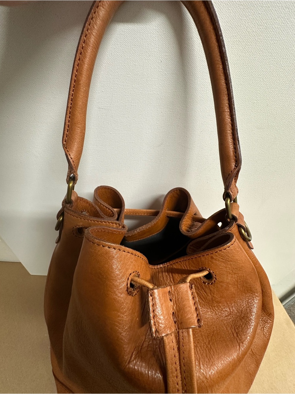 Madewell Brown Leather Drawstring Bucket Bag - Picture 2 of 9